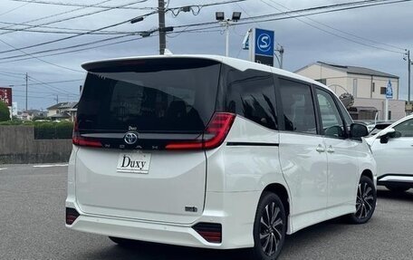 Toyota Noah, 2025 год, 4 000 000 рублей, 6 фотография