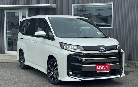 Toyota Noah, 2025 год, 4 000 000 рублей, 1 фотография