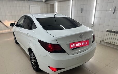 Hyundai Solaris II рестайлинг, 2012 год, 950 000 рублей, 4 фотография