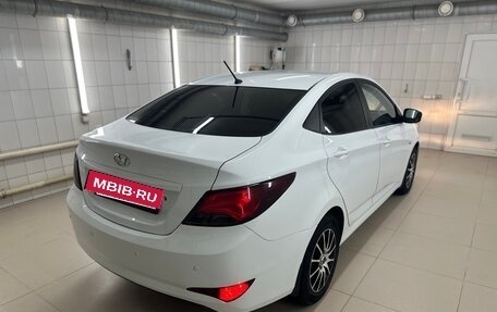 Hyundai Solaris II рестайлинг, 2012 год, 950 000 рублей, 3 фотография