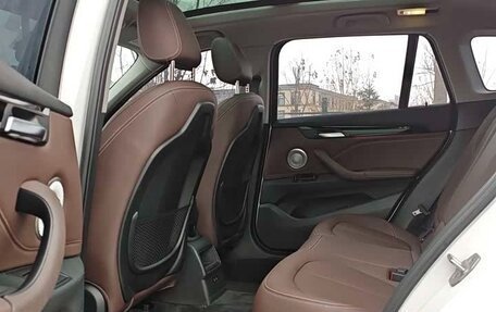 BMW X1, 2021 год, 2 100 000 рублей, 23 фотография