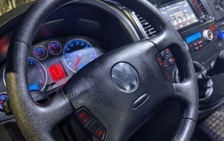 Volkswagen Multivan T5, 2007 год, 1 700 000 рублей, 10 фотография