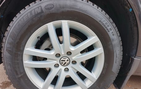 Volkswagen Touareg III, 2005 год, 795 000 рублей, 14 фотография