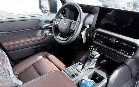 Toyota Land Cruiser Prado, 2025 год, 9 300 000 рублей, 10 фотография