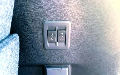 Toyota Land Cruiser Prado, 2025 год, 9 300 000 рублей, 18 фотография