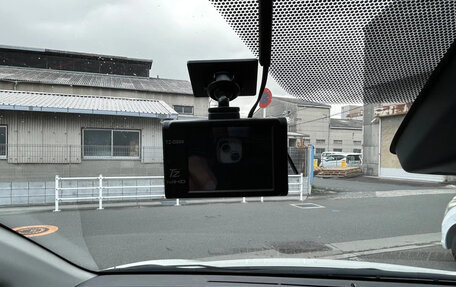 Toyota Sienta II, 2022 год, 1 095 000 рублей, 24 фотография