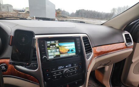 Jeep Grand Cherokee, 2012 год, 1 850 000 рублей, 7 фотография