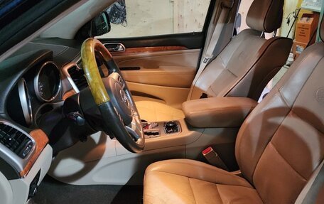 Jeep Grand Cherokee, 2012 год, 1 850 000 рублей, 12 фотография