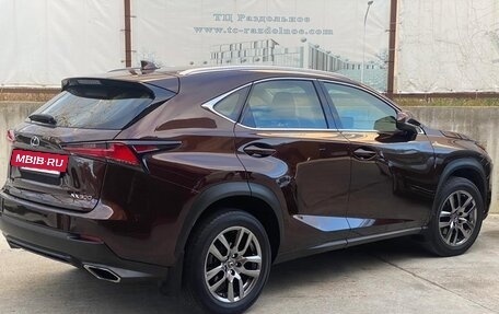 Lexus NX I, 2018 год, 3 350 000 рублей, 5 фотография