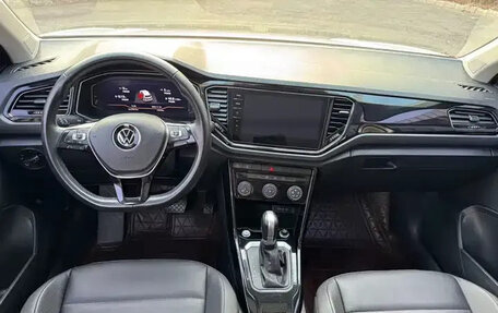 Volkswagen T-Roc I, 2022 год, 1 750 143 рублей, 8 фотография