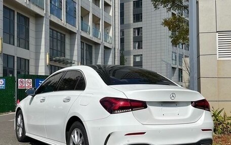 Mercedes-Benz A-Класс, 2021 год, 1 900 000 рублей, 8 фотография