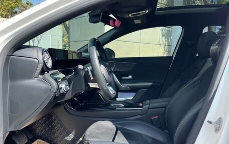 Mercedes-Benz A-Класс, 2021 год, 1 900 000 рублей, 13 фотография