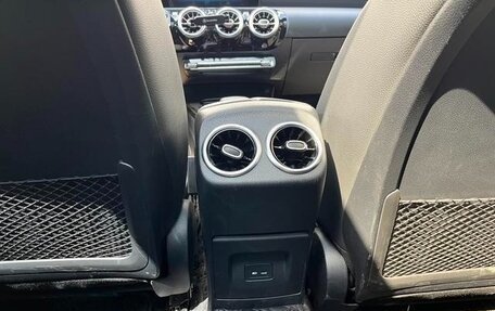 Mercedes-Benz A-Класс, 2021 год, 1 900 000 рублей, 17 фотография