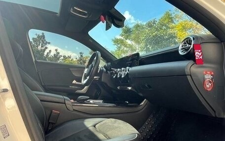 Mercedes-Benz A-Класс, 2021 год, 1 900 000 рублей, 16 фотография