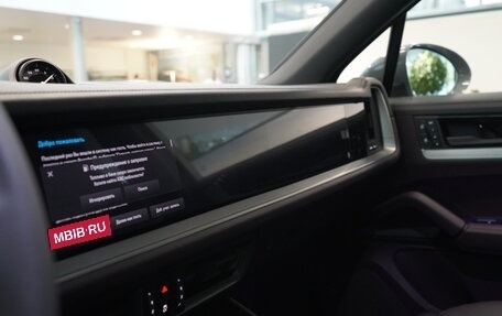 Porsche Cayenne III, 2025 год, 20 160 000 рублей, 16 фотография