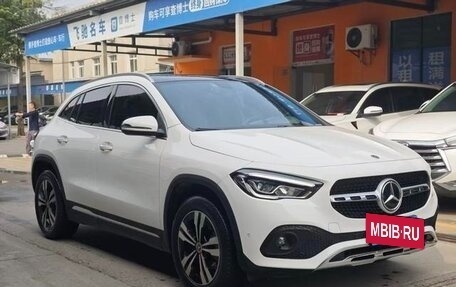 Mercedes-Benz GLA, 2021 год, 2 300 000 рублей, 3 фотография