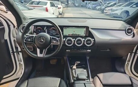 Mercedes-Benz GLA, 2021 год, 2 300 000 рублей, 7 фотография