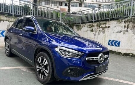 Mercedes-Benz GLA, 2021 год, 2 300 000 рублей, 4 фотография