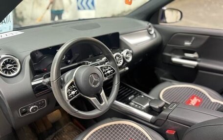 Mercedes-Benz GLA, 2021 год, 2 300 000 рублей, 10 фотография