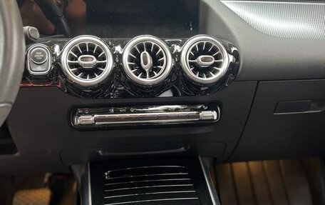 Mercedes-Benz GLA, 2021 год, 2 300 000 рублей, 21 фотография