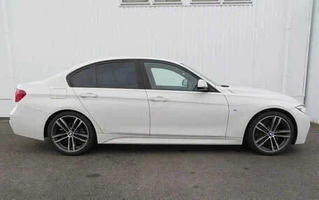 BMW 3 серия, 2018 год, 1 290 007 рублей, 6 фотография