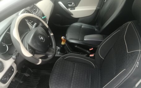 Renault Logan II, 2016 год, 630 000 рублей, 14 фотография