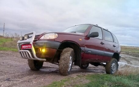 Chevrolet Niva I рестайлинг, 2003 год, 370 000 рублей, 1 фотография