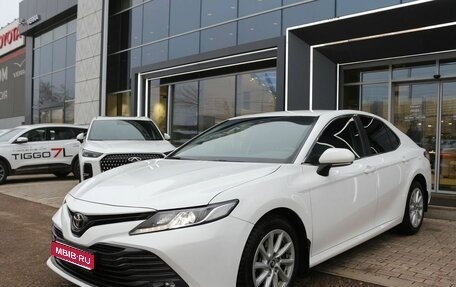 Toyota Camry, 2020 год, 2 450 000 рублей, 1 фотография