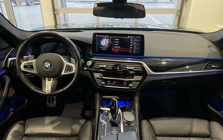 BMW 5 серия, 2021 год, 6 890 000 рублей, 14 фотография