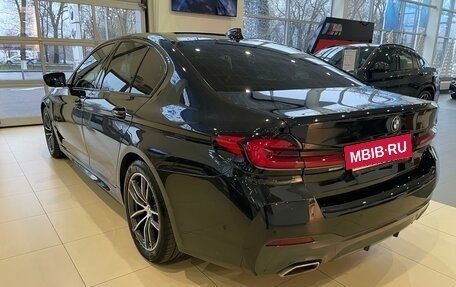 BMW 5 серия, 2021 год, 6 890 000 рублей, 9 фотография