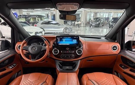 Mercedes-Benz Vito, 2022 год, 5 250 000 рублей, 13 фотография