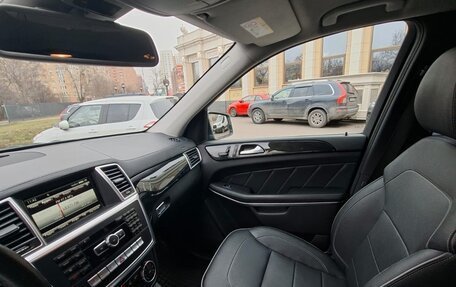 Mercedes-Benz GL-Класс, 2013 год, 3 000 000 рублей, 21 фотография