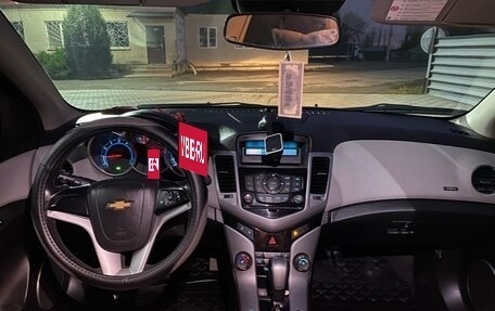 Chevrolet Cruze II, 2012 год, 710 000 рублей, 2 фотография