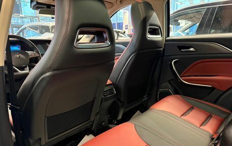 FAW Bestune T77, 2024 год, 2 500 000 рублей, 7 фотография
