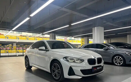 BMW 1 серия, 2022 год, 1 390 000 рублей, 3 фотография
