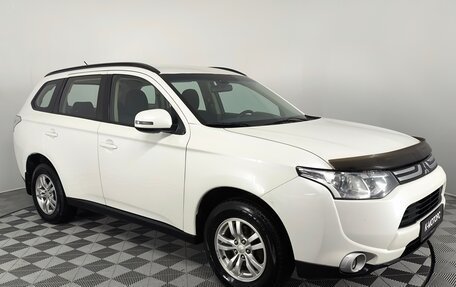 Mitsubishi Outlander III рестайлинг 3, 2012 год, 1 230 000 рублей, 4 фотография