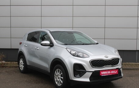 KIA Sportage IV рестайлинг, 2019 год, 1 945 000 рублей, 4 фотография