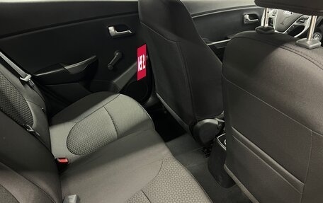 KIA Rio III рестайлинг, 2016 год, 845 000 рублей, 18 фотография