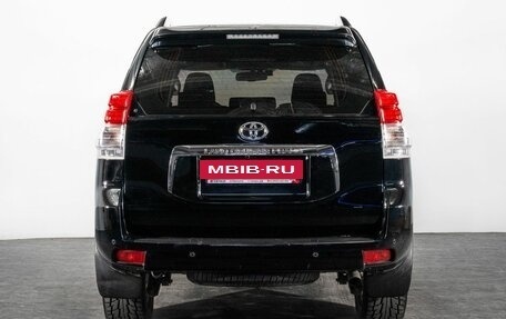 Toyota Land Cruiser Prado 150 рестайлинг 2, 2013 год, 3 300 000 рублей, 4 фотография