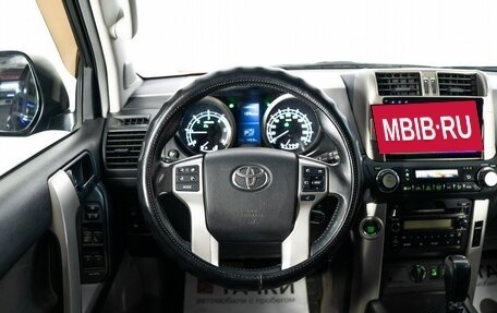 Toyota Land Cruiser Prado 150 рестайлинг 2, 2013 год, 3 300 000 рублей, 9 фотография