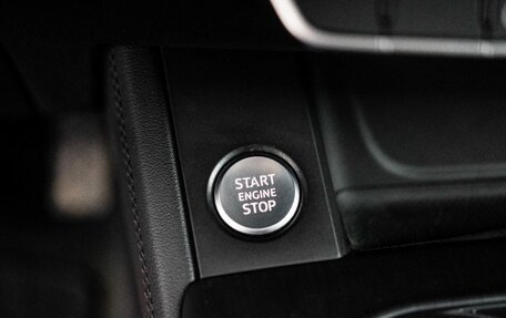 Audi A4, 2016 год, 1 900 000 рублей, 13 фотография