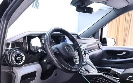 Mercedes-Benz Vito, 2022 год, 6 600 000 рублей, 12 фотография