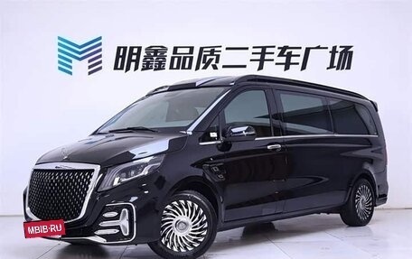 Mercedes-Benz Vito, 2022 год, 6 600 000 рублей, 3 фотография