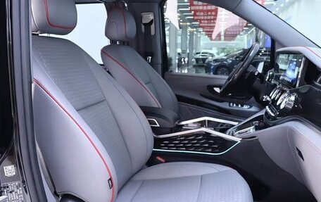 Mercedes-Benz Vito, 2022 год, 6 600 000 рублей, 20 фотография