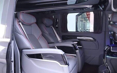 Mercedes-Benz Vito, 2022 год, 6 600 000 рублей, 21 фотография