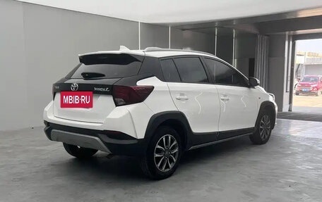 Toyota Yaris XP150 рестайлинг, 2021 год, 910 000 рублей, 8 фотография