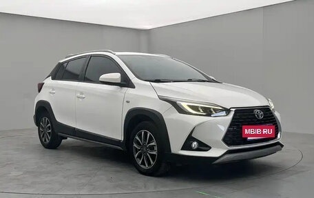 Toyota Yaris XP150 рестайлинг, 2021 год, 910 000 рублей, 3 фотография