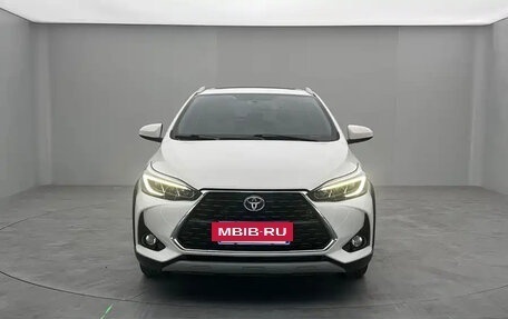 Toyota Yaris XP150 рестайлинг, 2021 год, 910 000 рублей, 2 фотография