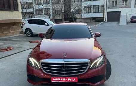 Mercedes-Benz E-Класс, 2016 год, 3 100 000 рублей, 1 фотография