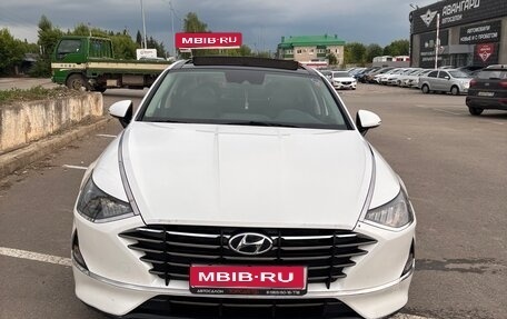 Hyundai Sonata VIII, 2019 год, 2 550 000 рублей, 1 фотография